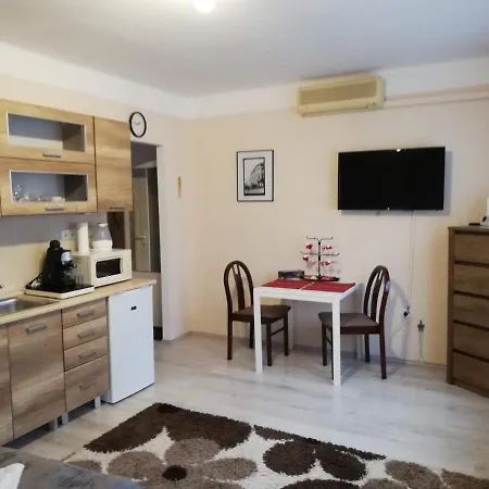 Tulip Family Apartman *