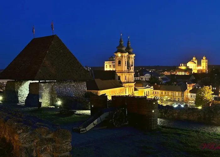 Tulip Family Apartament Eger